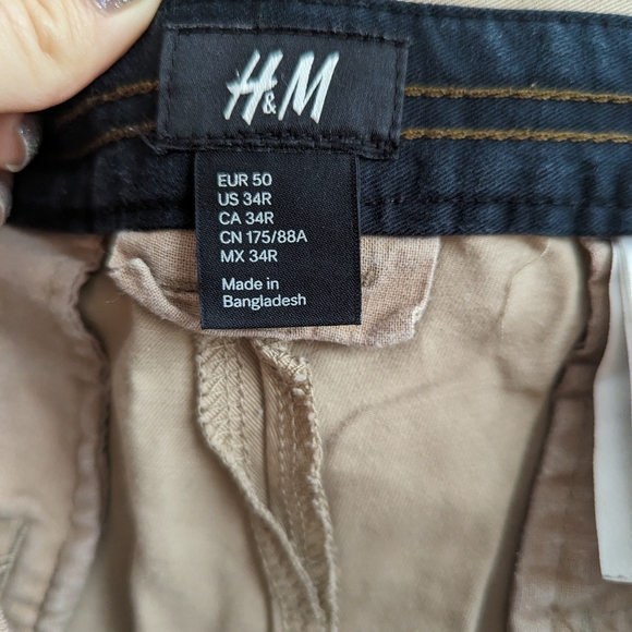 H&M Khakis Button Fly - Picture 6 of 6